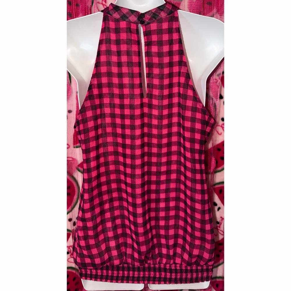 🩷🖤 Chic Checkered Ruffle Blouse - Picture 6 of 8
